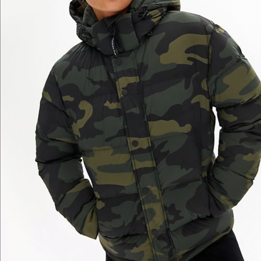 TNA THE SUPER PUFF CAMO JACKET